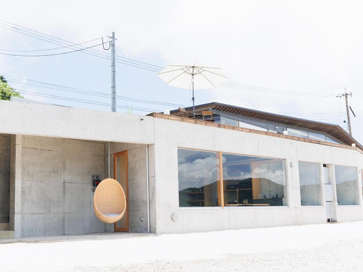 Denpaku The Beachfront Mijora อามามิ ภายนอก รูปภาพ