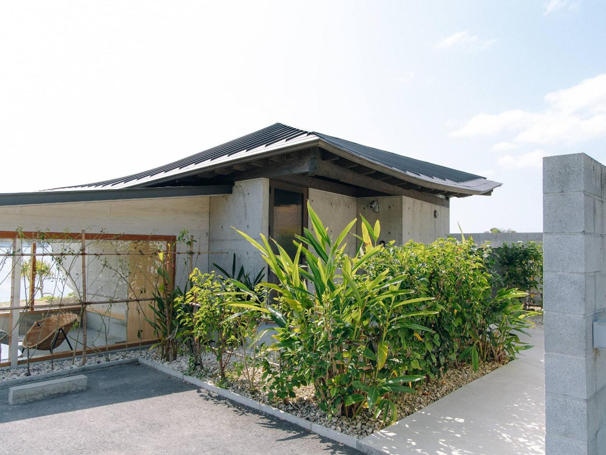 Denpaku The Beachfront Mijora อามามิ ภายนอก รูปภาพ